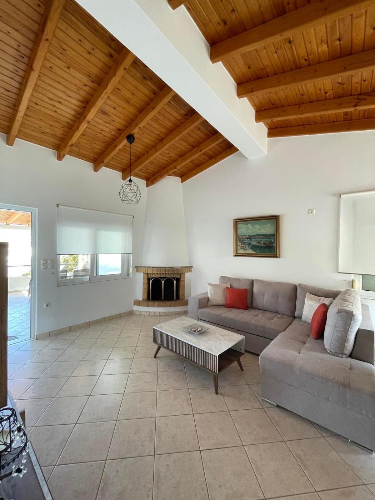 Seaside Luxury Apartments Porto Rafti Exterior foto